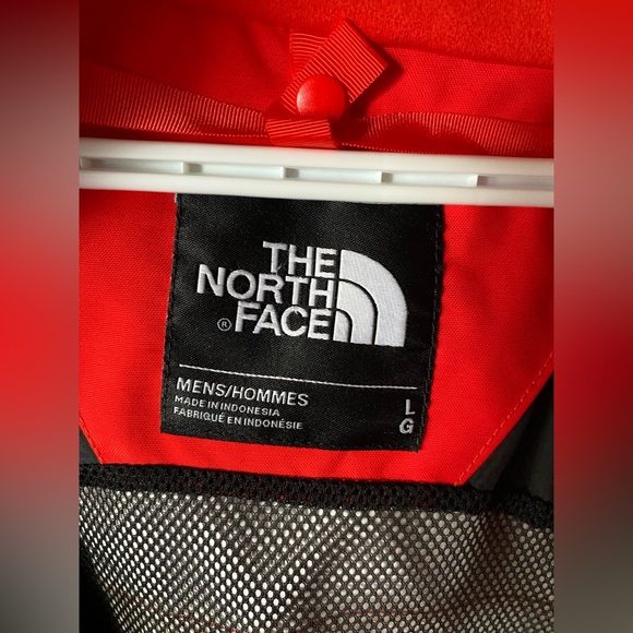 The north face jacket - Picture 13 of 14